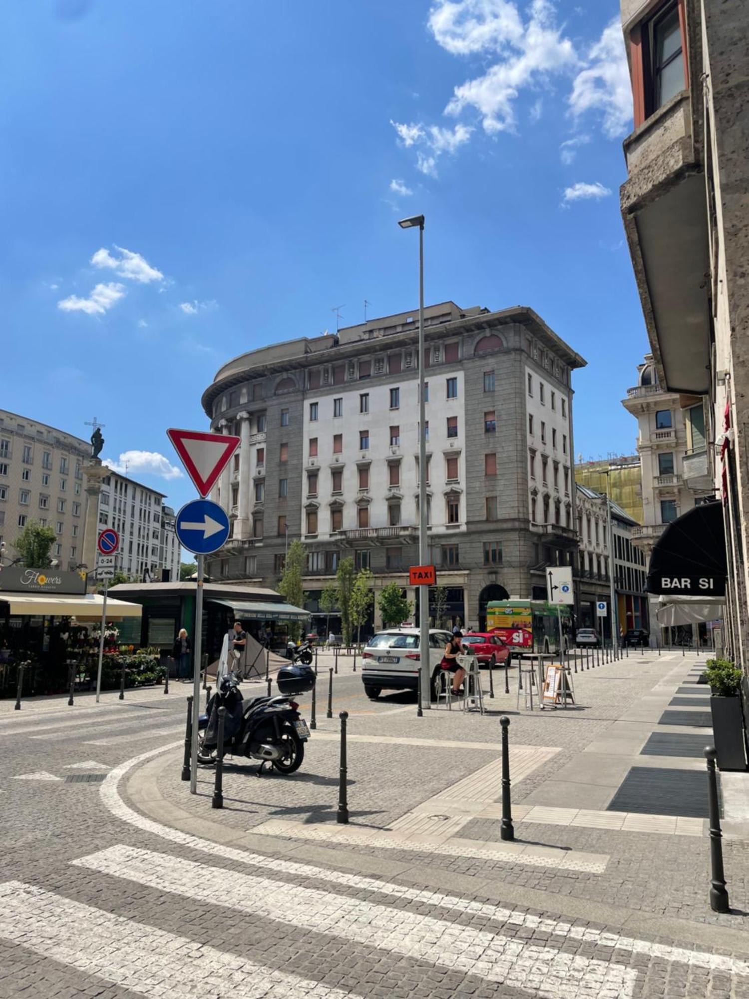 Downtown Apartment ميلان المظهر الخارجي الصورة