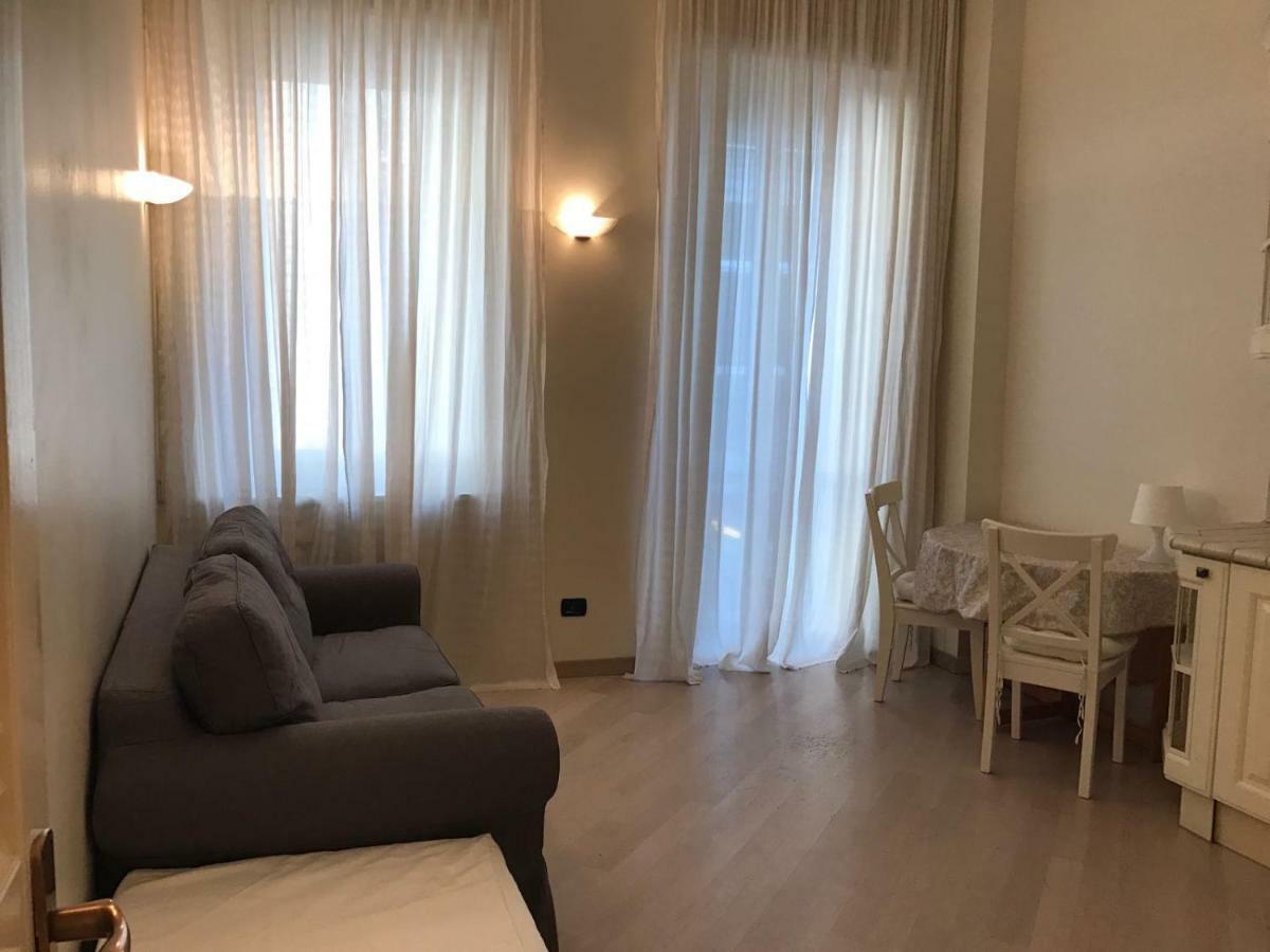 Downtown Apartment ميلان المظهر الخارجي الصورة