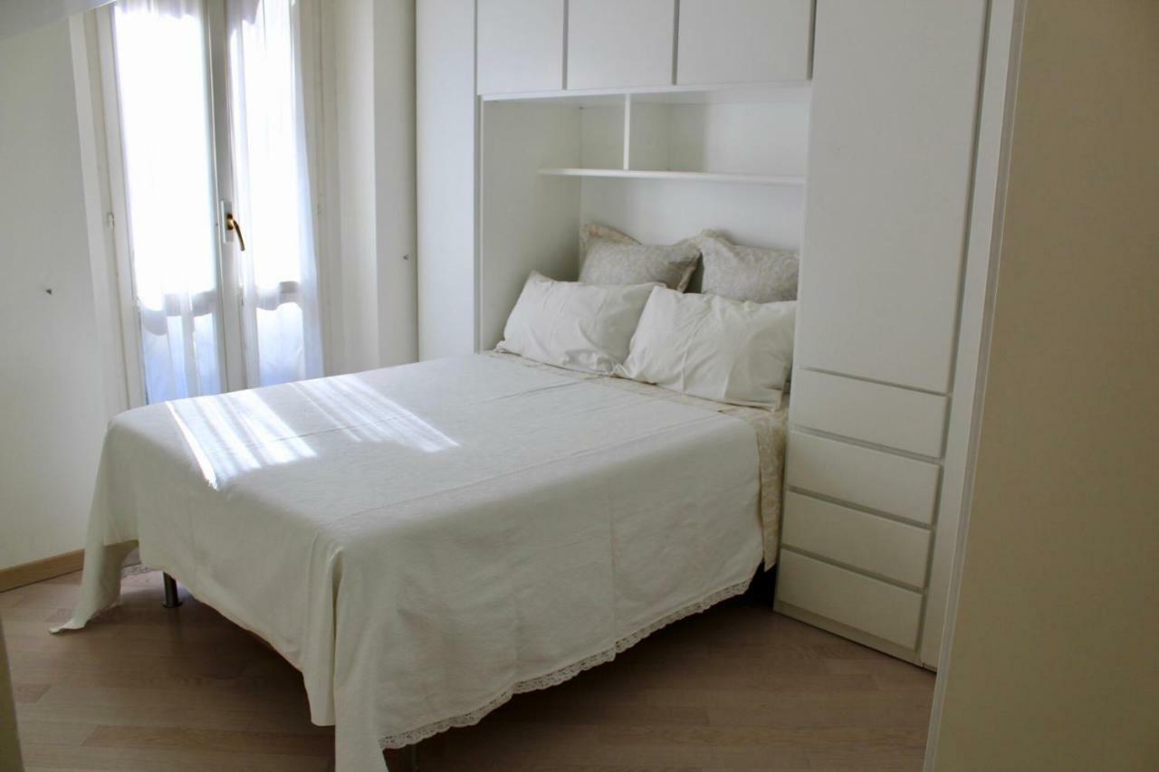 Downtown Apartment ميلان المظهر الخارجي الصورة