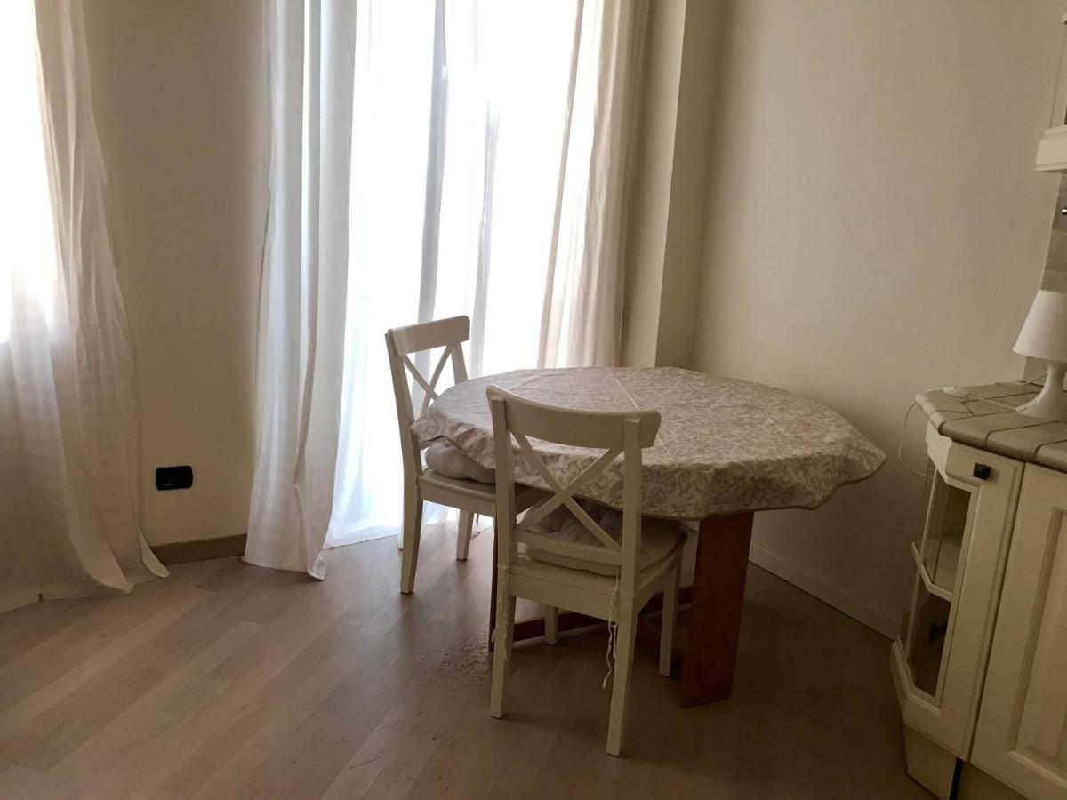 Downtown Apartment ميلان المظهر الخارجي الصورة